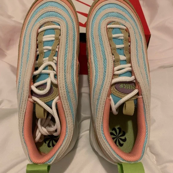 Nike Air Max 97 SE (GS) - Picture 2 of 5